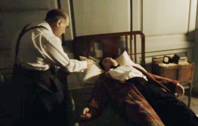 article-2506890-196445D300000578-484_634x405